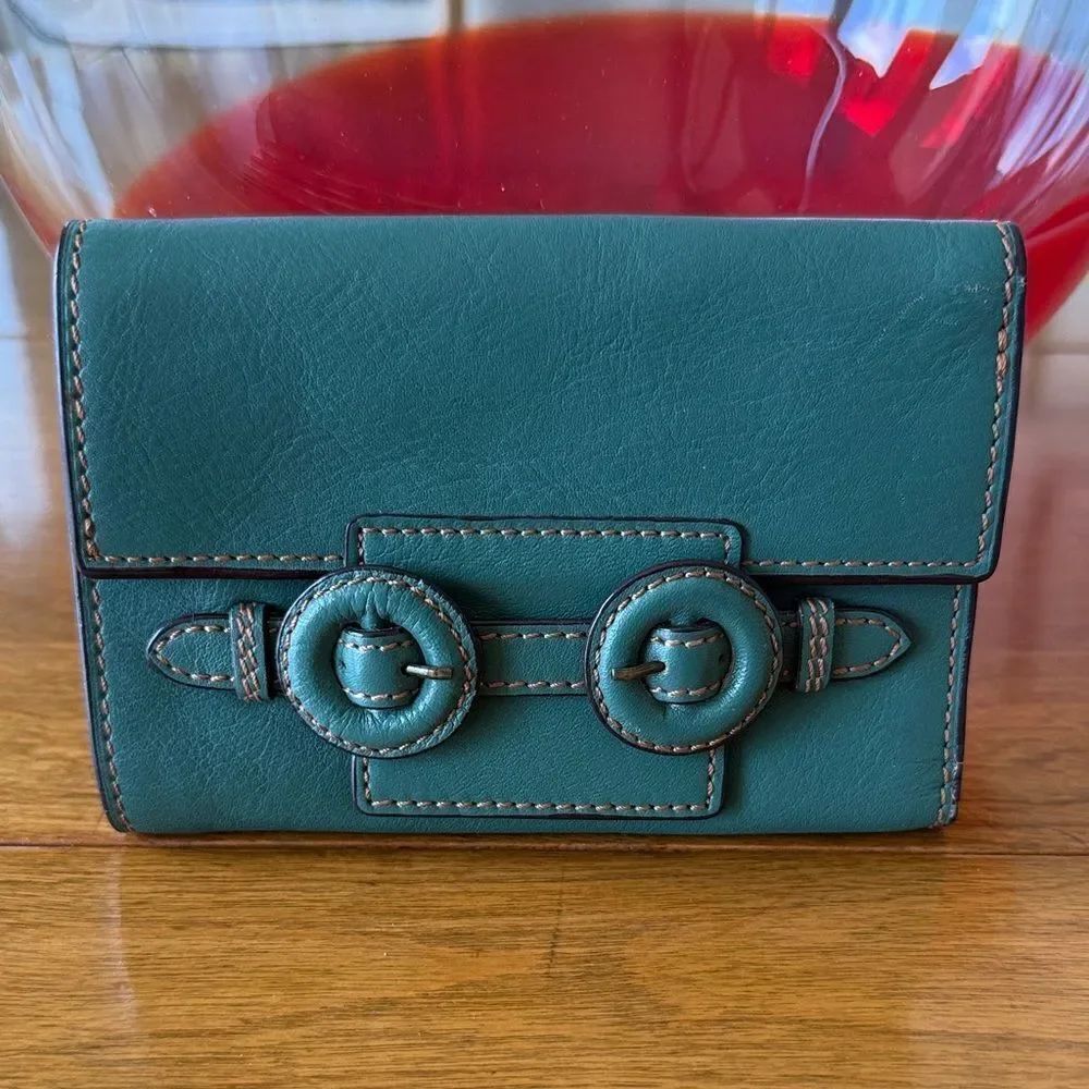 Unbranded leather wallet